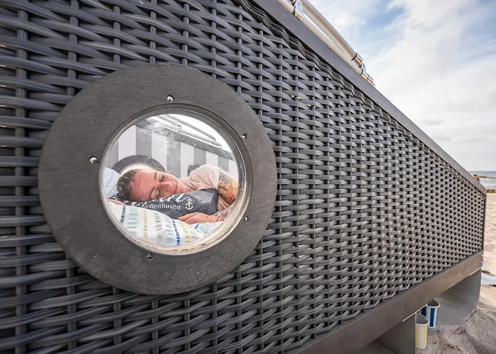 Luxe tent Schlafstrandkorb Nr 1 Kellenhusen