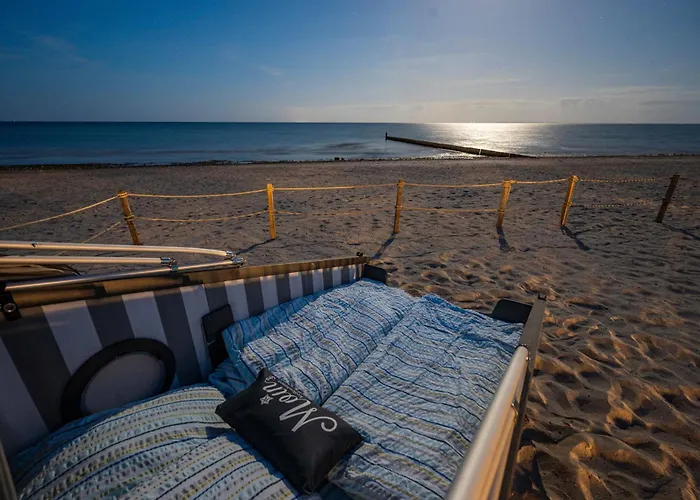 Luxe tent Schlafstrandkorb Nr 1 Kellenhusen